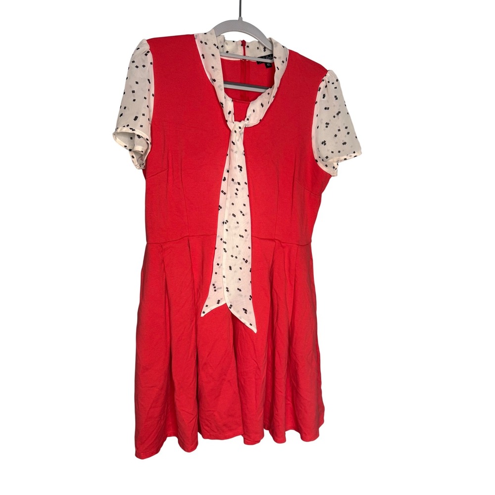 Smak Parlour women's retro shift dress with tie collar front